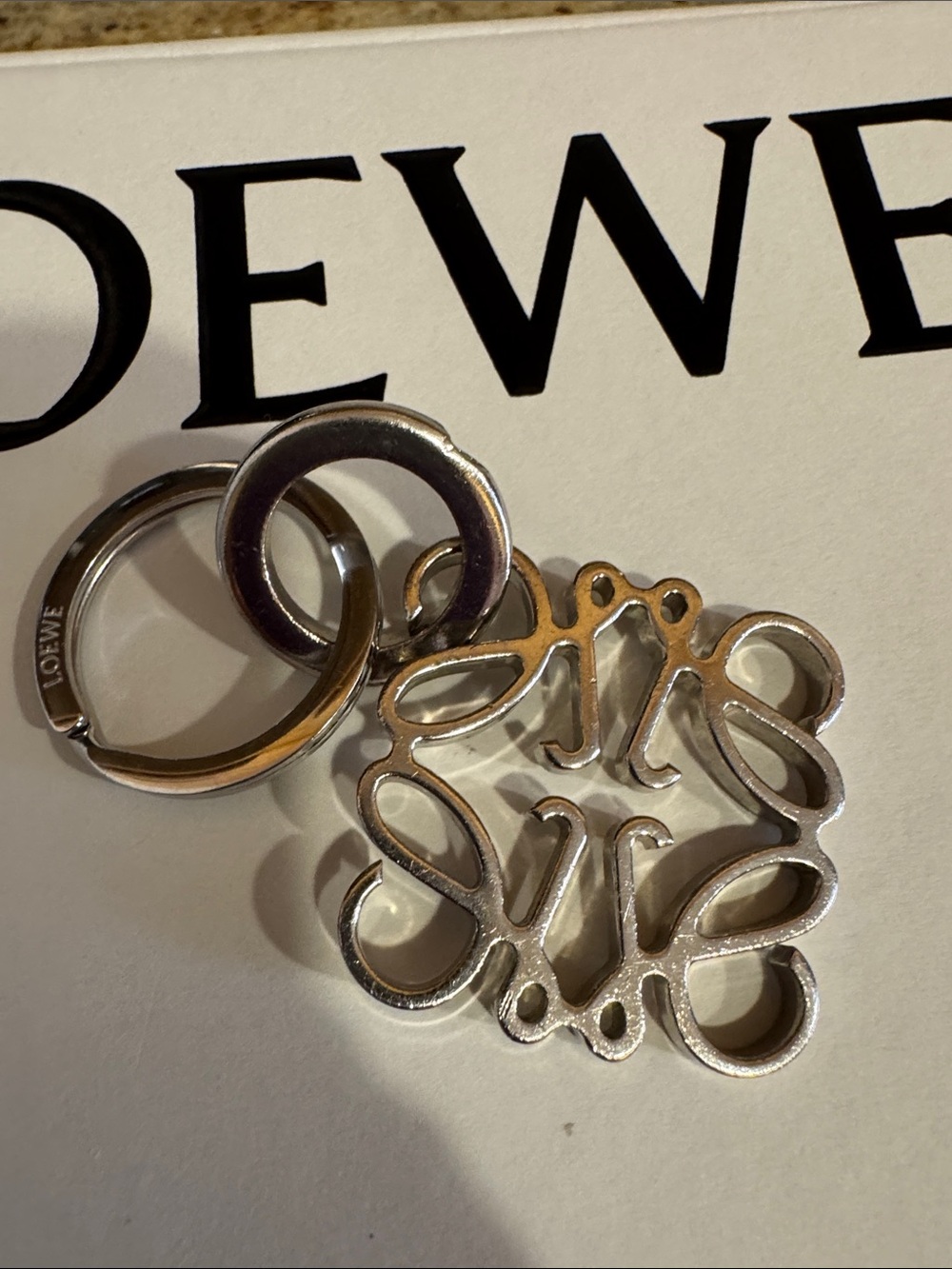 Loewe Silver Anagram Keyring on White Box EUC comes in the box ! - Picture 2 of 8